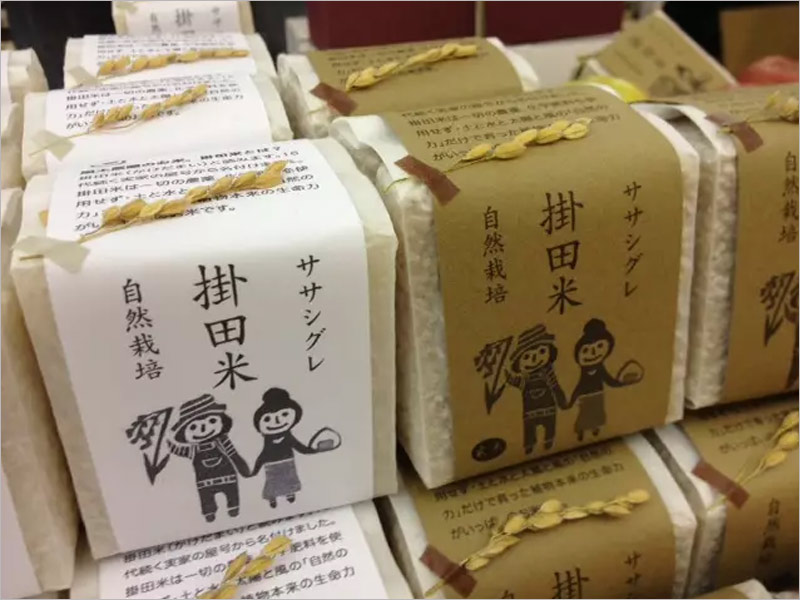 日本大米包裝設(shè)計(jì)——簡(jiǎn)潔自然的設(shè)計(jì)風(fēng)格！